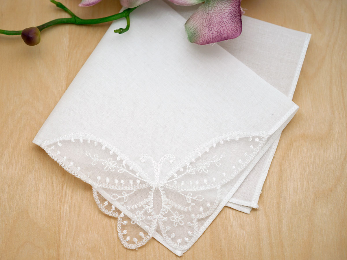 COTTON EMBROIDERED PERSONALISED BUTTERFLY CORNER HANDKERCHIEF NAME GIFT LACE 