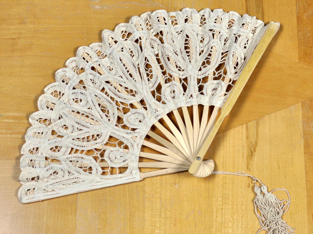 wedding lace fan