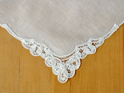 Set of 3 Ivory Battenburg Lace Loop Corner Handkerchiefs