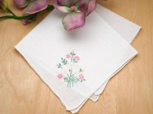 Set of 3 Pink and White Daisy Design Handkerchiefs