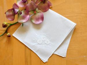 Set of 3 White Embroidered Handkerchiefs with Poppies