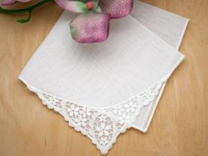 Daisy Pendant German Guipure Lace Ladies Handkerchief