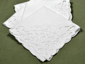 1 Dozen White Vine Cutwork Lace Dinner Napkins