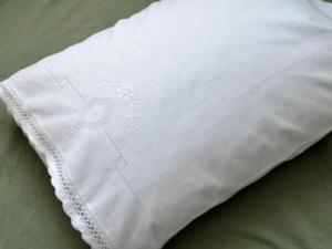 Pair of Linen Pillowcases with a Peony and Scallop Lace Edges