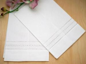 Set of 4 Hemstitched and Drawnwork Linen Hand Towels