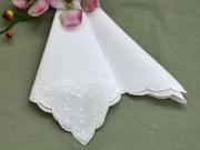 1 Dozen White Linen Dinner Napkins With Daisy Feathers