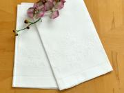 Set of 2 Linen Guest Bath Towels with a Floral Bouquet Design