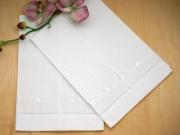 Set of 4 Linen Guest Towels with Chain of Daisies