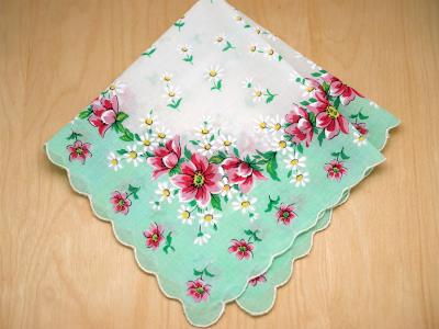 Vintage Inspired Field of Daisies Print Hankie