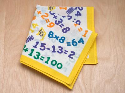 Vintage Inspired Yellow Childrens Numbers Print Hankie