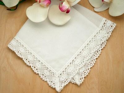 Set of 3 Ivory Honeycomb Lace Ladies Handkerchiefs