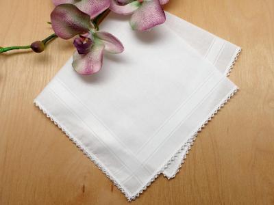 Set of 3 White Handkerchief with Lace Trim