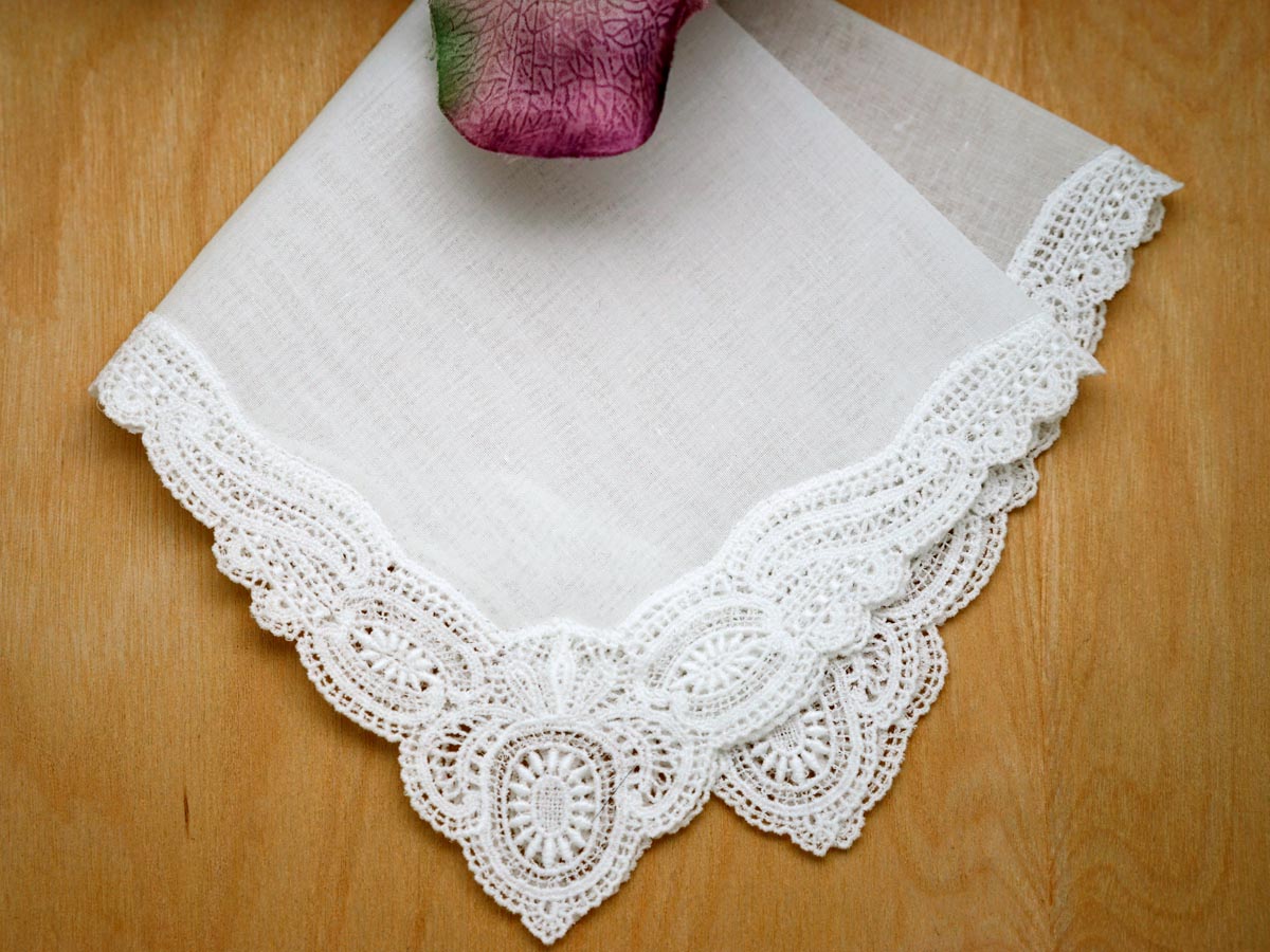 Pinwheel German Guipure Lace Ladies Handkerchief