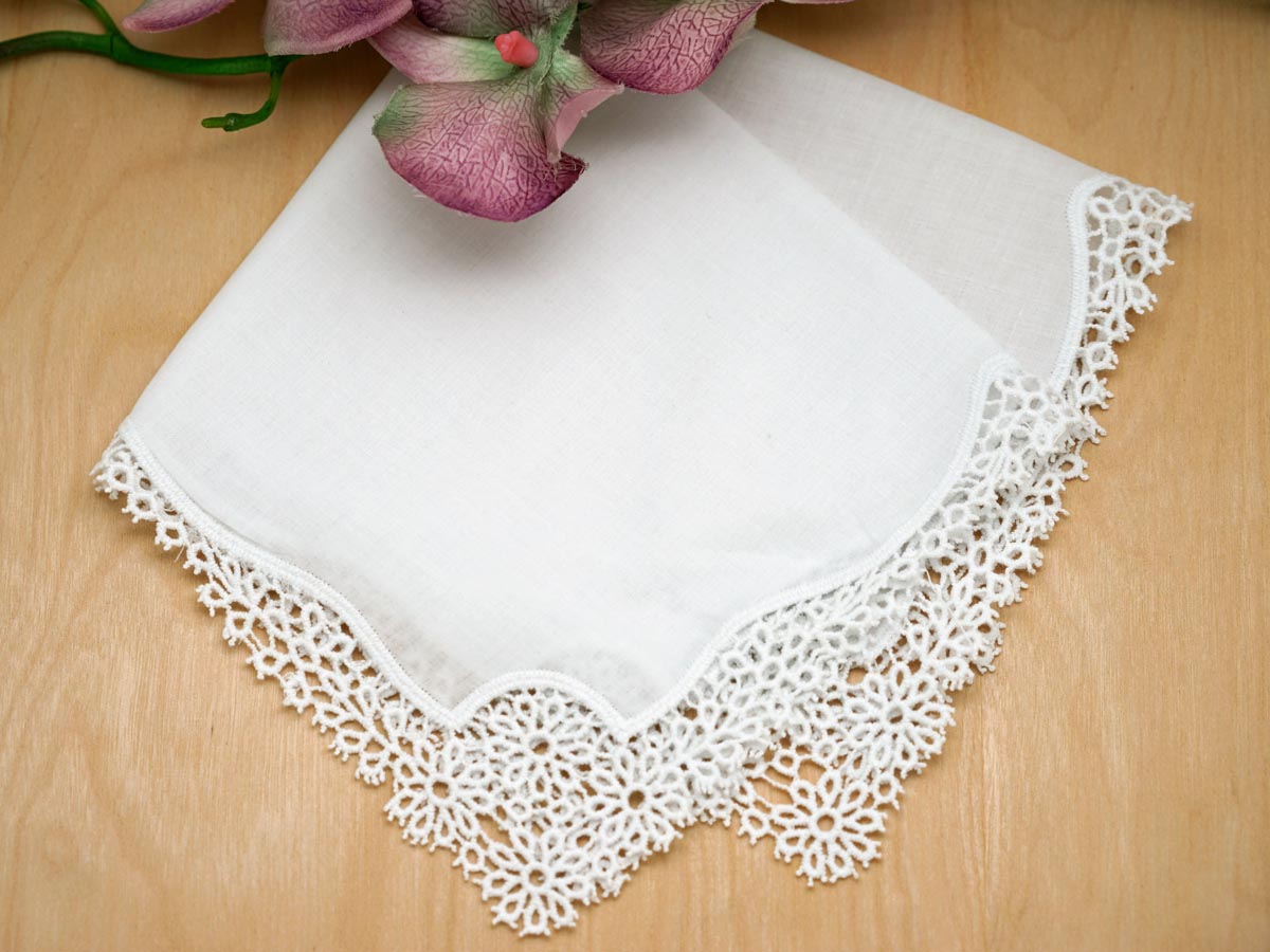 Set of 3 Daisy Cluny Lace Wedding Handkerchiefs