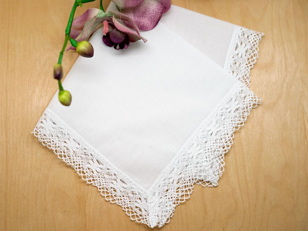 Set of 3 Petal Cluny Lace Wedding Handkerchiefs