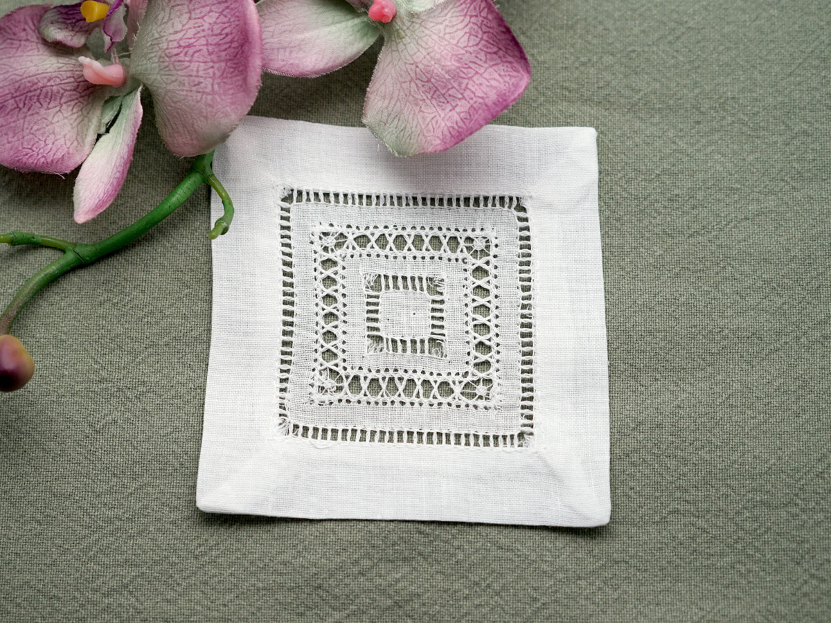 1 Dozen Small Hemstitched And Drawnwork Cocktail Napkins 4 in