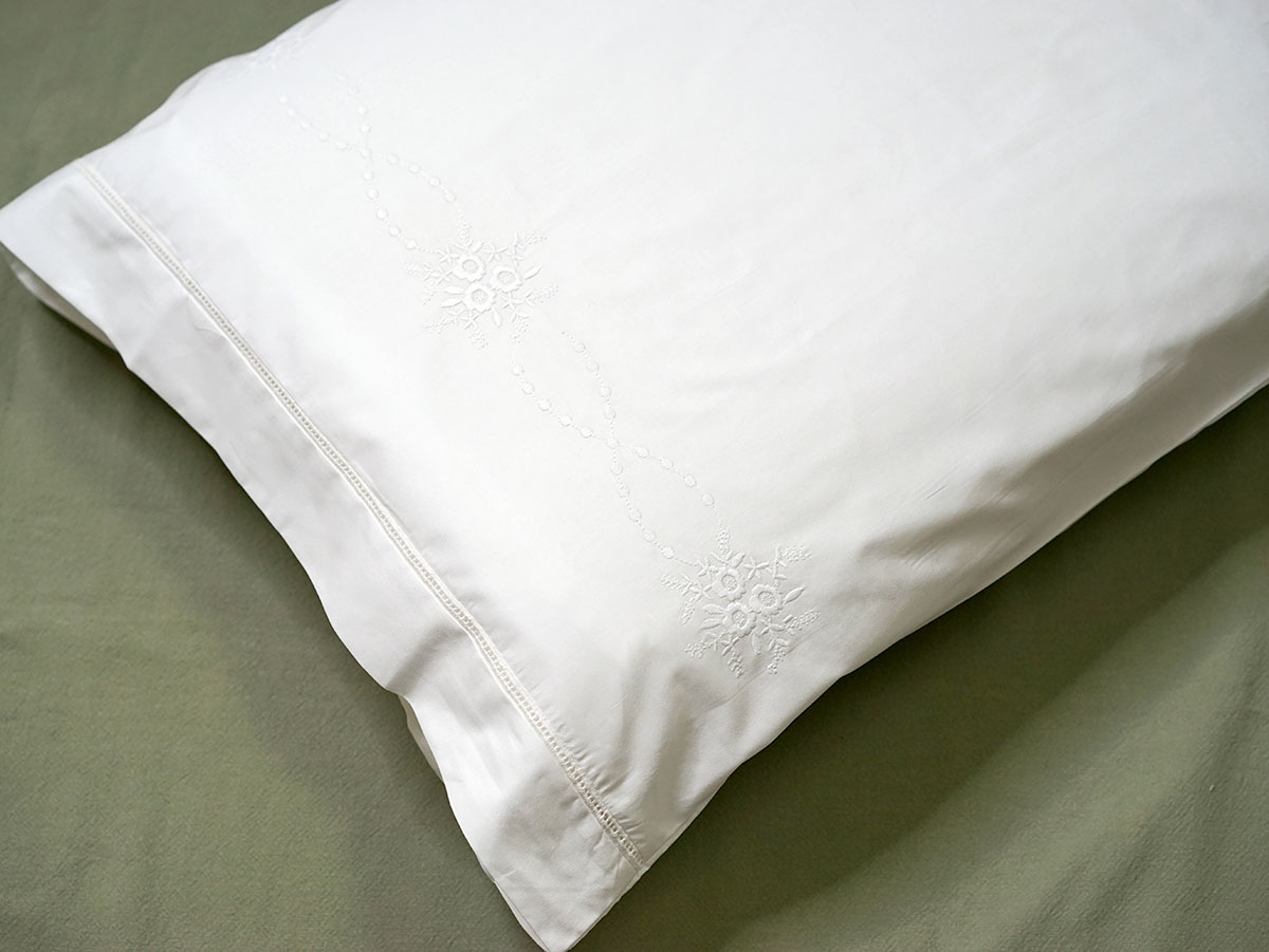 Pair of Cotton Pillowcases with Embroidered Flowers