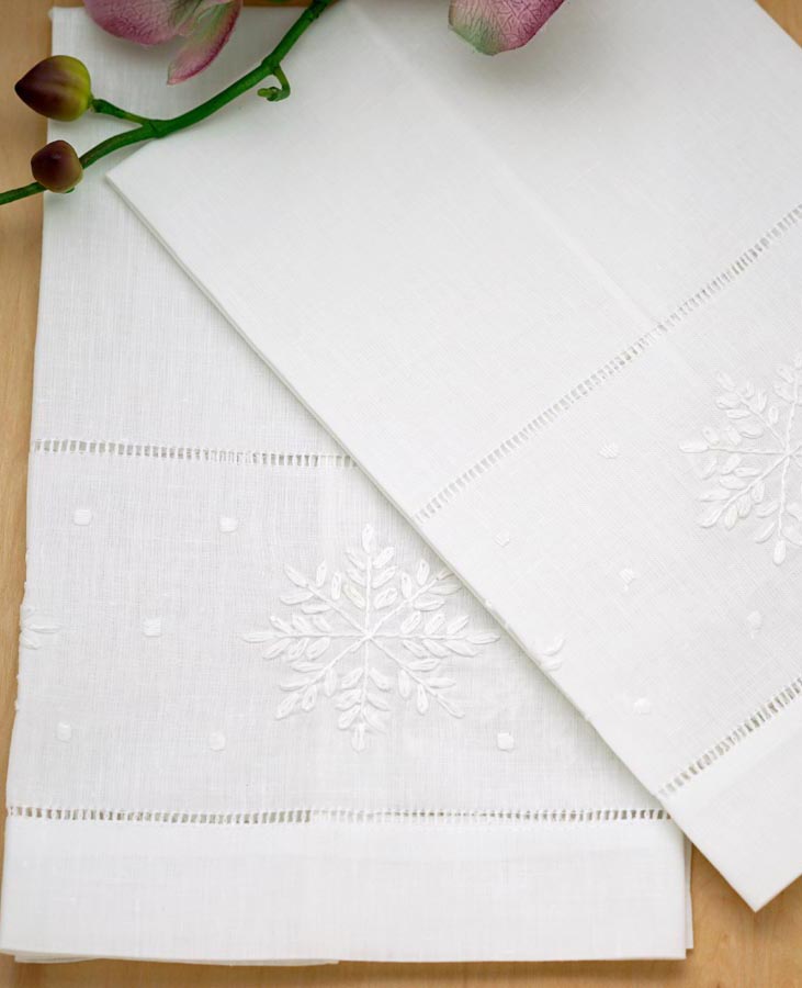 Set of 4 Holiday Linen Hand Towels with Snowflakes