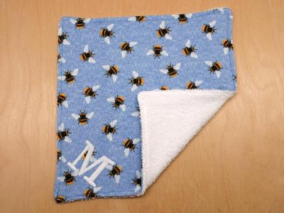 Busy Honeybee Kitchen and Dish Towel