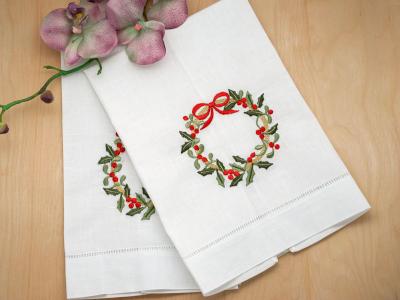 Set of 2 Christmas Wreath Hemstitched Hand Towels