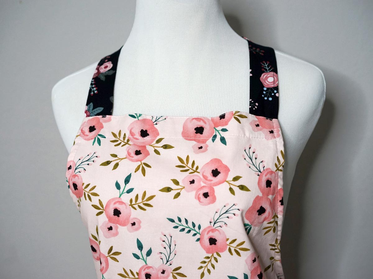 Vintage Inspired Pink Poppy Ruffle Apron