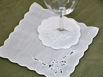 Set of 4 Cutwork Lace Bow Cocktail Napkins and Wine Footies