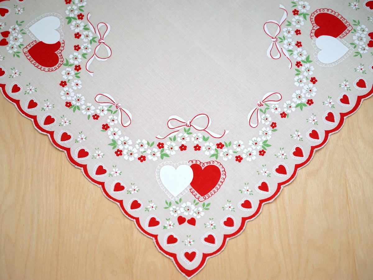 Vintage Inspired Hearts Print Hankie