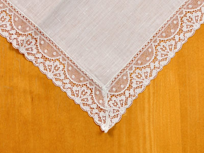 Irish Linen Fan Ladies Lace Handkerchief