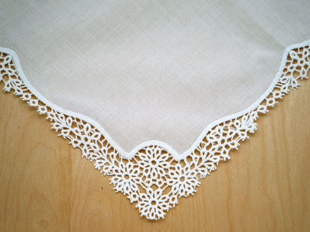 Set of 3 Ivory Daisy Cluny Lace Wedding Handkerchiefs