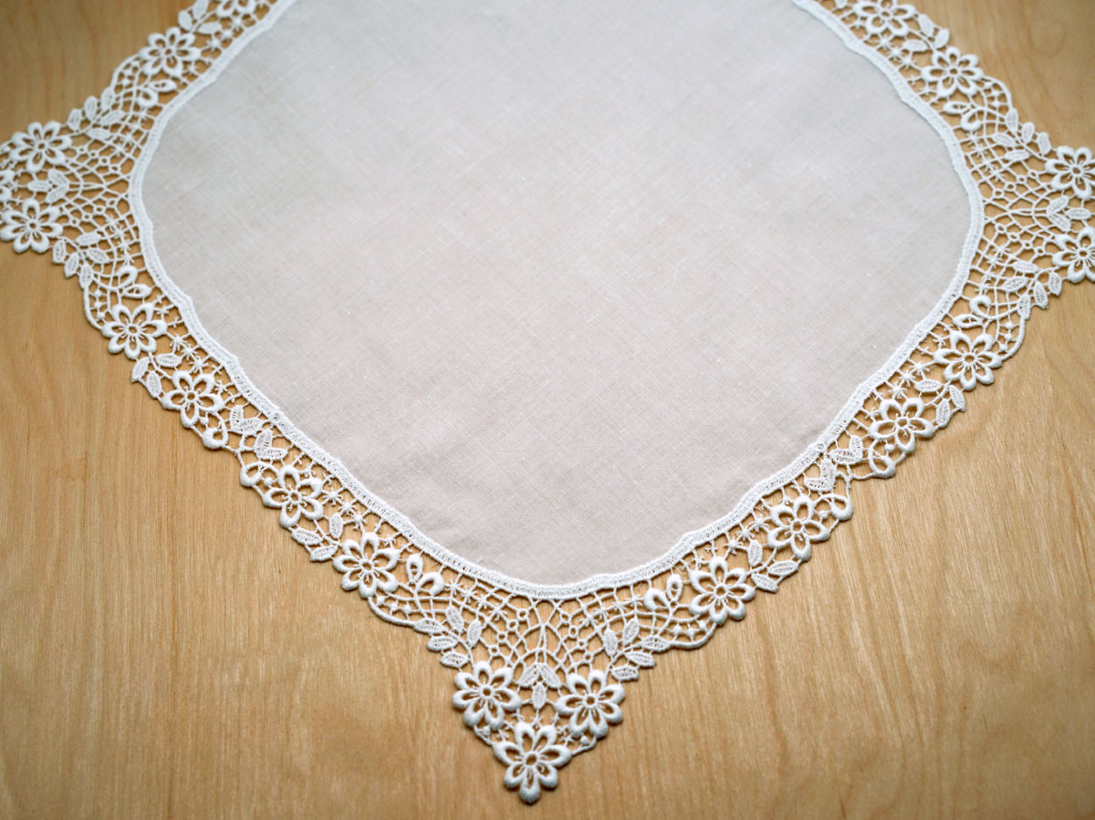 White Aster German Plauen Lace Ladies Handkerchief